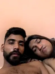 bisexual_yh — вебкам-модель онлайн на stripchat