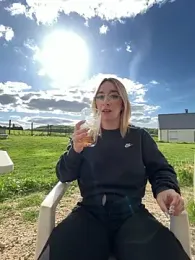 Giuliana_baby — Stripchat stream photo (Apr 2026)