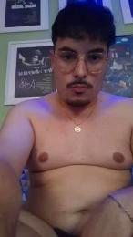 Nickpasy022 — вебкам-модель онлайн на cam4
