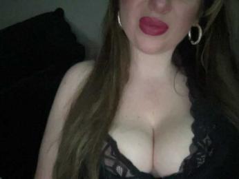 Djelina940 — вебкам-модель онлайн на bongacams