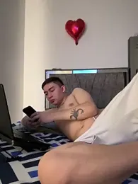 nico_sexboy — вебкам-модель онлайн на stripchat