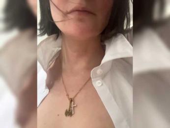 Masiko — вебкам-модель онлайн на bongacams