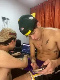 Yoskingg_moisest — вебкам-модель онлайн на stripchat