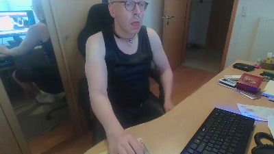 Piercing888 — вебкам-модель онлайн на cam4