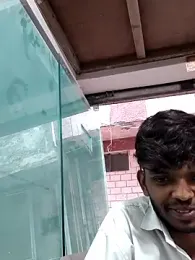 yashudick — вебкам-модель онлайн на stripchat