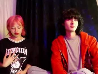 mixipeach — вебкам-модель онлайн на chaturbate