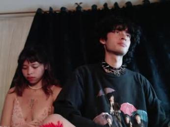 mixipeach — вебкам-модель онлайн на chaturbate