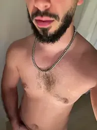 Aky030 — вебкам-модель онлайн на stripchat