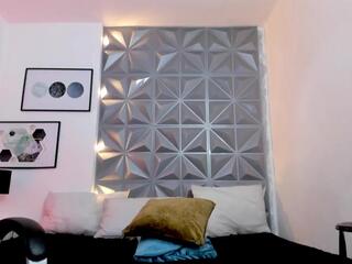 Anhii Ruiz — Flirt4free stream photo (Mar 2026)