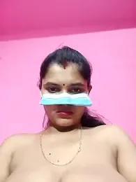Sexy_Sonniyaa — вебкам-модель онлайн на stripchat
