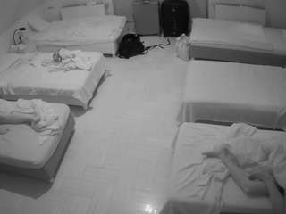 voyeurcam-julmodels-bed-6 — Camsoda stream photo (Aug 2026)