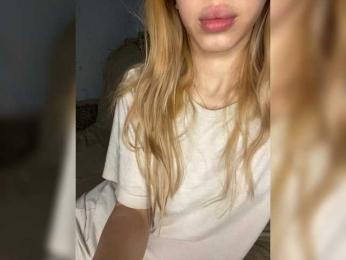 Slim_baby — вебкам-модель онлайн на bongacams