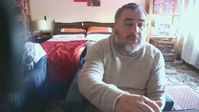 comcapi — вебкам-модель онлайн на cam4