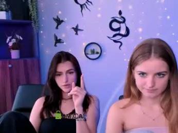 naomi_perl — Chaturbate stream photo (Sep 2026)