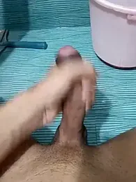 FloweredShallow — Stripchat stream photo (Feb 2026)