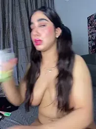 Daloaa_Mery — вебкам-модель онлайн на stripchat