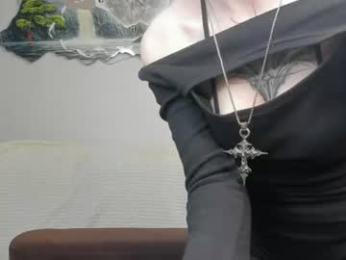 lulu_kawa11 — вебкам-модель онлайн на chaturbate