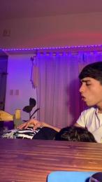 Devilboyzzz — Cam4 stream photo (Apr 2026)