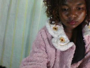 Kaysha12 — Bongacams stream photo (May 2025)