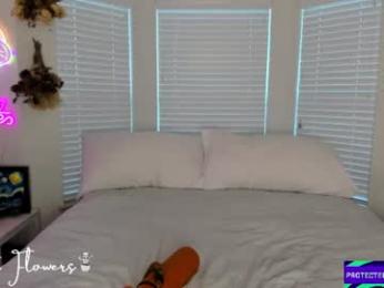 violetttflowers — Chaturbate stream photo (Jun 2026)