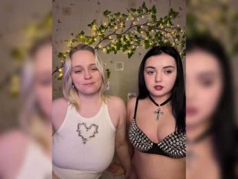 The-best-babies — вебкам-модель онлайн на bongacams