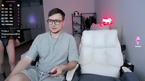 Tanya_M — вебкам-модель онлайн на stripchat