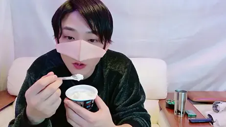 -kou-- — Stripchat stream photo (Mar 2026)