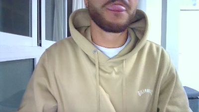 Surfer_30 — вебкам-модель онлайн на cam4