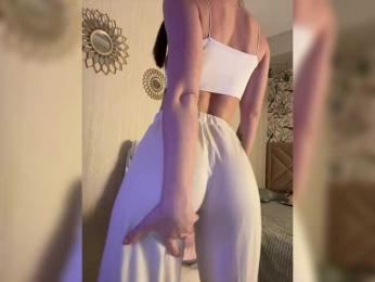 -Saharochek- — вебкам-модель онлайн на bongacams