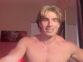 thecloser380 — вебкам-модель онлайн на chaturbate