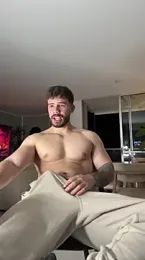 Valenthino_Salvatore — вебкам-модель онлайн на stripchat