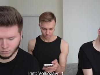 alexxx_d — вебкам-модель онлайн на chaturbate