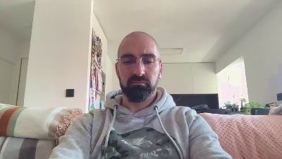 v1c70r1985 — Cam4 stream photo (Feb 2026)