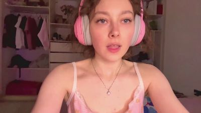 AvaCua — вебкам-модель онлайн на cam4