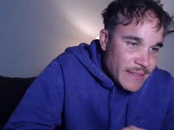 baddie4daddy_xo — вебкам-модель онлайн на chaturbate