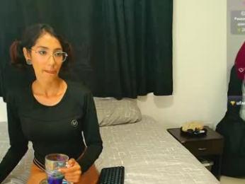 lunadaniel — вебкам-модель онлайн на chaturbate