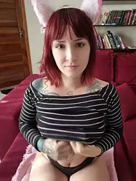 Ahrya_ — вебкам-модель онлайн на stripchat