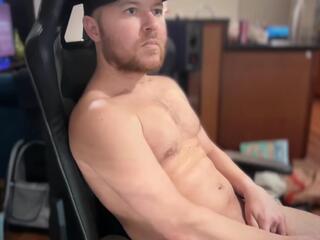 Aaron Skye — вебкам-модель онлайн на flirt4free