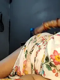 Hot__bhabhi_99 — Stripchat stream photo (Jun 2026)