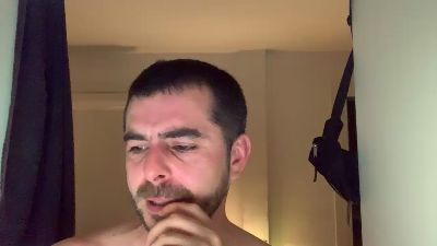 Simonxplode — вебкам-модель онлайн на cam4