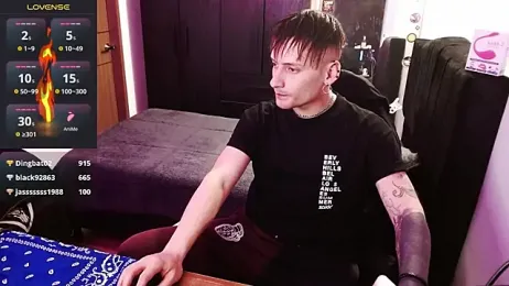 Vlad_Core — Stripchat stream photo (Oct 2025)