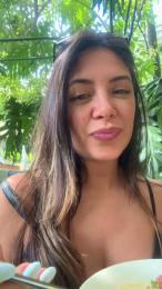 Tropicoqueta — вебкам-модель онлайн на cam4