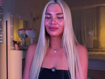 AlexaS_ — вебкам-модель онлайн на bongacams