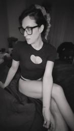 BennyHot90 — Cam4 stream photo (Mar 2026)