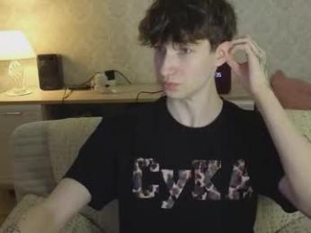 drinklinov — Chaturbate stream photo (Mar 2026)