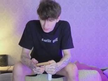 drinklinov — Chaturbate stream photo (Mar 2026)