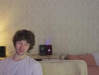 drinklinov — Chaturbate stream photo (Mar 2026)