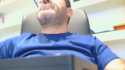 Teobg76 — вебкам-модель онлайн на cam4
