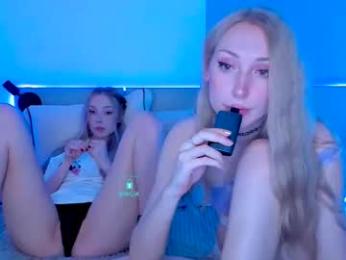 hornybunnys — вебкам-модель онлайн на chaturbate