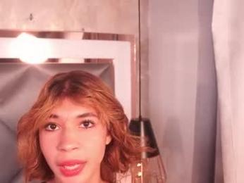 crystal_gilton — вебкам-модель онлайн на chaturbate